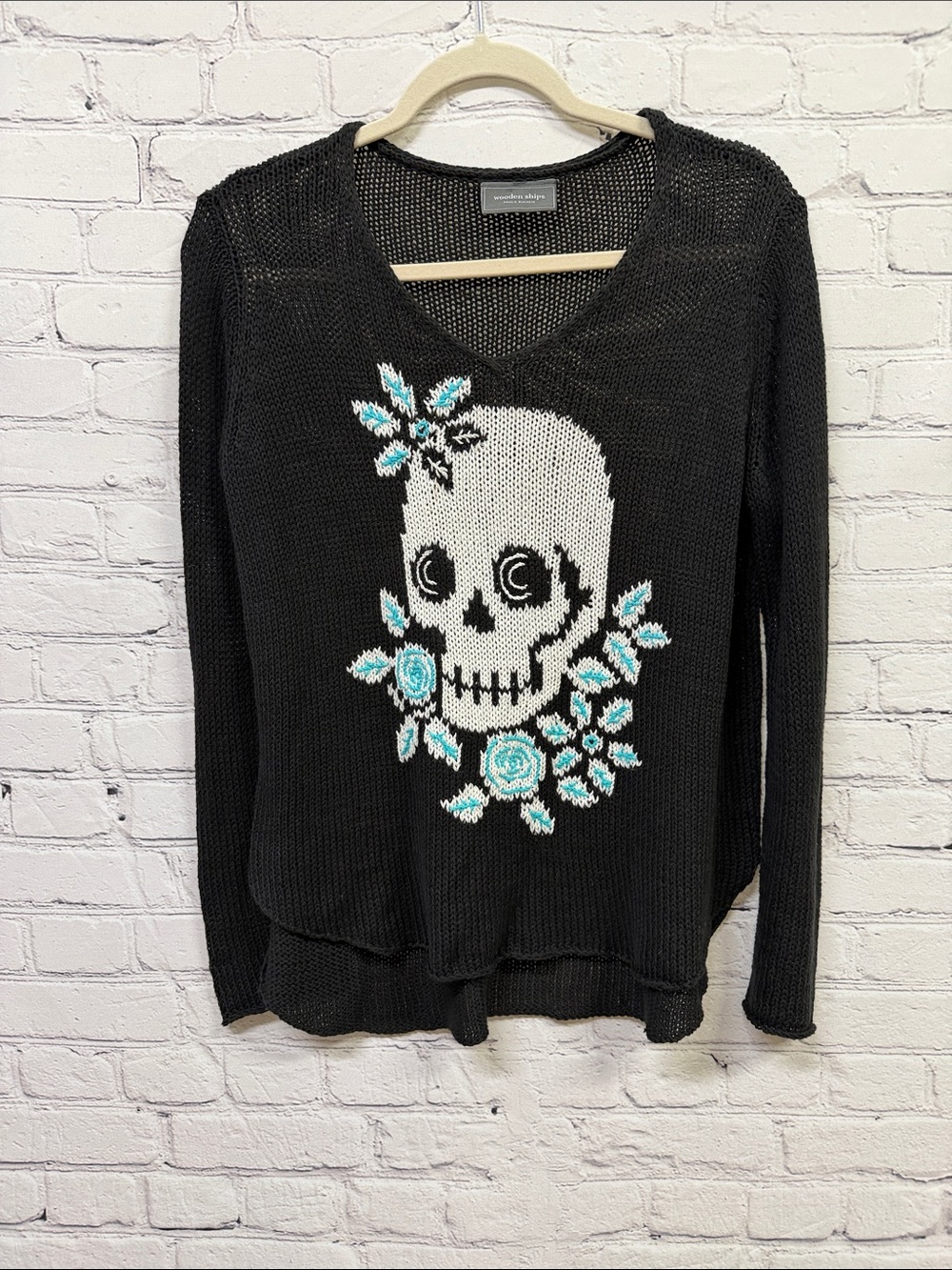 Wooden Ships Skull rare / embroidered Crewneck Sweater, Size XS/S,